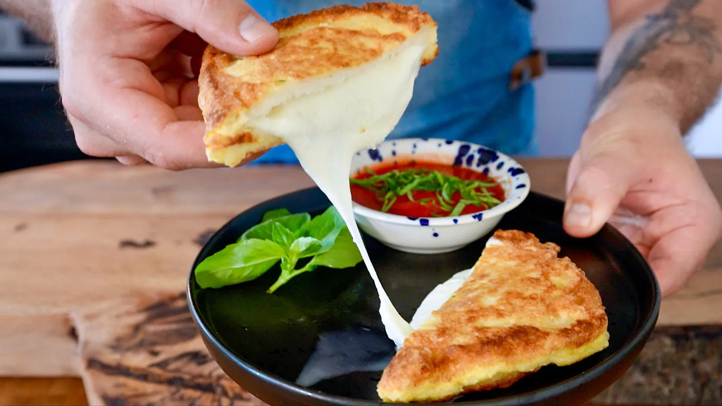 How To Make Fried Mozzarella Sandwich